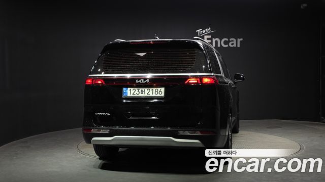 Kia Carnival (IV) Diesel 9-Seater Prestige 2023 — фото 4