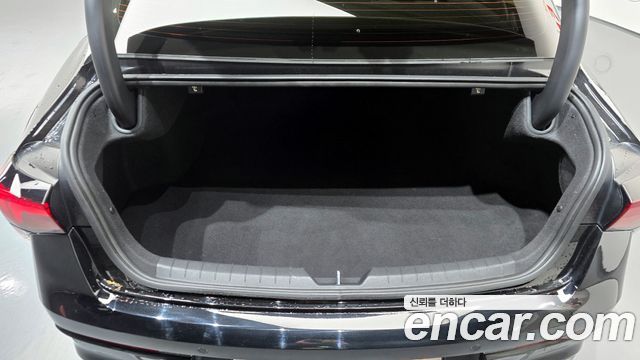 Kia K5 (III) 2.0 Noblesse 2024 — фото 16