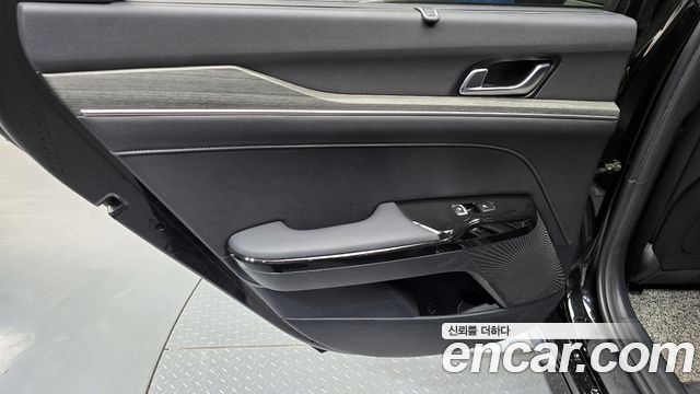 Kia K5 (III) 2.0 Noblesse 2024 — фото 25