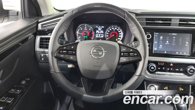KG Mobility (SsangYong) Beautiful Korando Diesel 1.6 2WD C5 2022 — фото 13