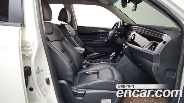 KG Mobility (SsangYong) Beautiful Korando Diesel 1.6 2WD C5 2022 — фото 26