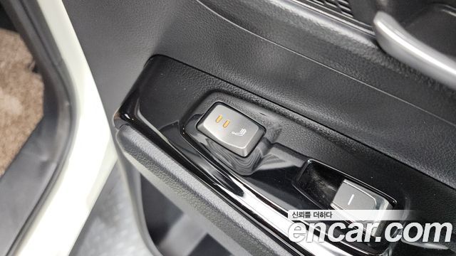 KG Mobility (SsangYong) Beautiful Korando Diesel 1.6 2WD C5 2022 — фото 30