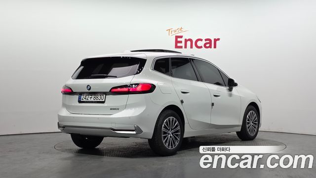 BMW 2 Series Active Tourer (U06) 220i Luxury 2023 — фото 2