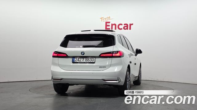 BMW 2 Series Active Tourer (U06) 220i Luxury 2023 — фото 4