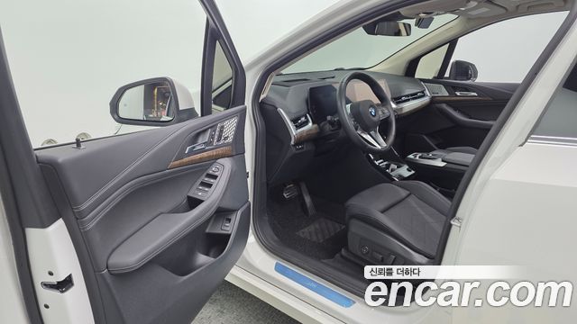 BMW 2 Series Active Tourer (U06) 220i Luxury 2023 — фото 10
