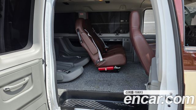 Ford E-Series E-150 2012 — фото 12