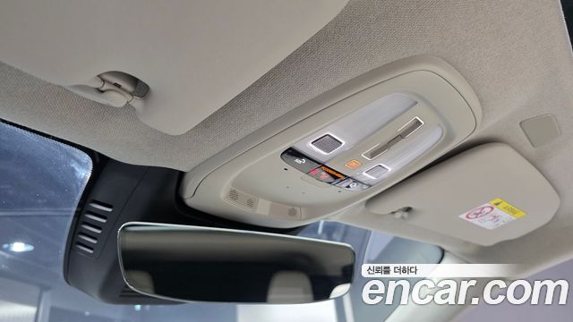 Volvo XC40 B4 Ultra Bright 2025 — фото 18