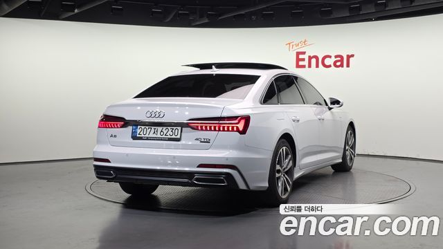 Audi A6 (C8) 40 TDI Quattro Premium 2022 — фото 2