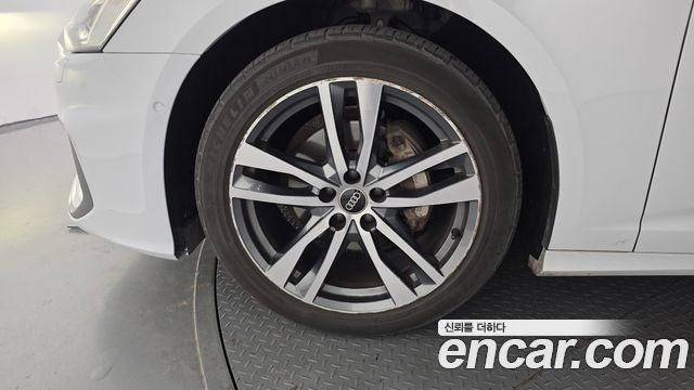 Audi A6 (C8) 40 TDI Quattro Premium 2022 — фото 5