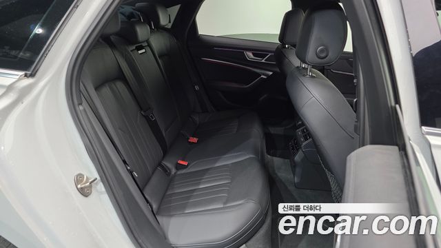 Audi A6 (C8) 40 TDI Quattro Premium 2022 — фото 11