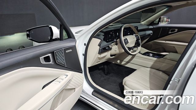 Kia K8 2.5 Gasoline 2WD Noblesse 2025 — фото 10