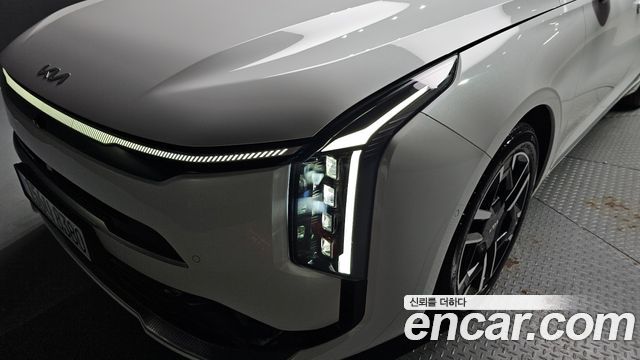 Kia K8 2.5 Gasoline 2WD Noblesse 2025 — фото 22