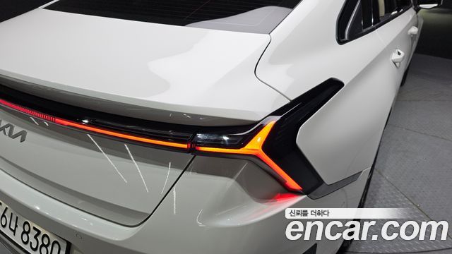 Kia K8 2.5 Gasoline 2WD Noblesse 2025 — фото 23