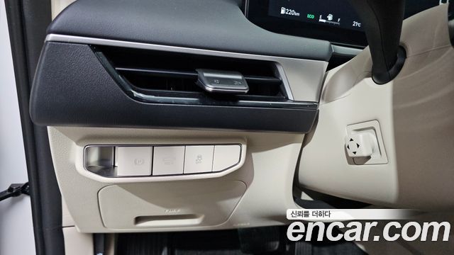 Kia K8 2.5 Gasoline 2WD Noblesse 2025 — фото 27