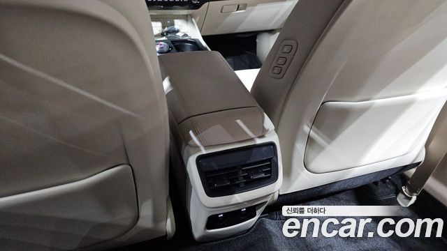 Kia K8 2.5 Gasoline 2WD Noblesse 2025 — фото 30