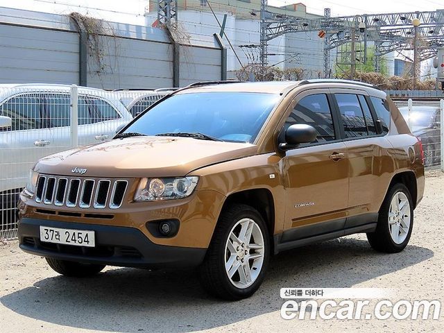 Jeep Compass 70th Anniversary 1st 2011 — фото 2
