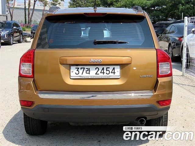 Jeep Compass 70th Anniversary 1st 2011 — фото 4