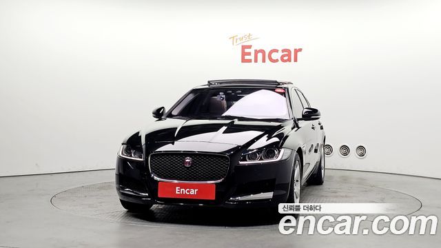 Jaguar XF (X260) 25t Prestige 2018 — фото 3