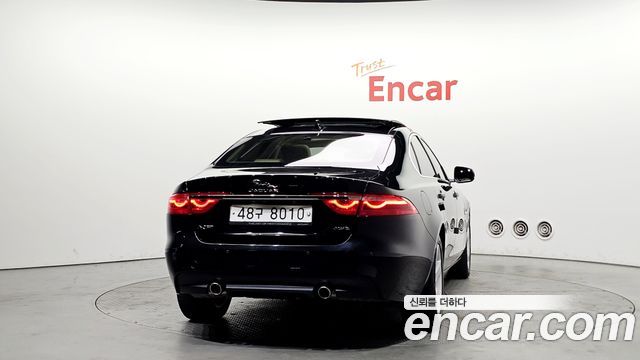 Jaguar XF (X260) 25t Prestige 2018 — фото 4