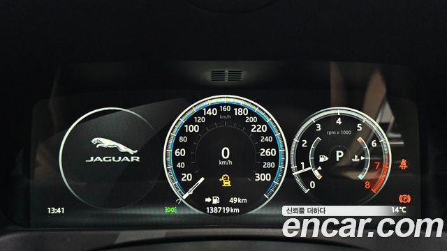 Jaguar XF (X260) 25t Prestige 2018 — фото 8