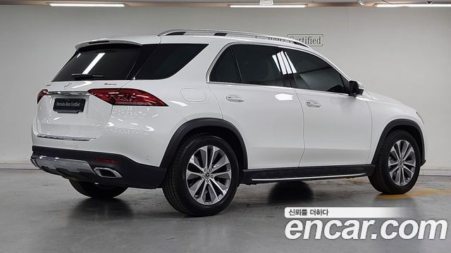 Mercedes-Benz GLE-Class (W167) GLE300d 4MATIC 2023 — фото 2