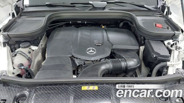 Mercedes-Benz GLE-Class (W167) GLE300d 4MATIC 2023 — фото 6