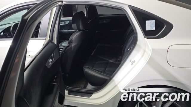 Kia K3 (II) 1.6 Prestige 2022 — фото 11