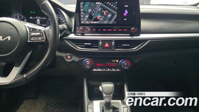 Kia K3 (II) 1.6 Prestige 2022 — фото 20