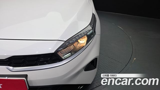 Kia K3 (II) 1.6 Prestige 2022 — фото 22