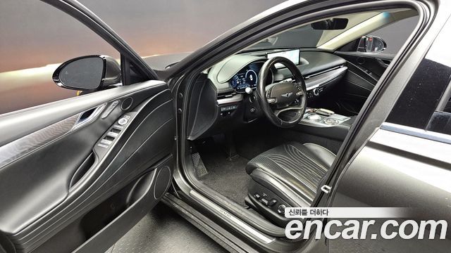 Genesis G80 (RG3) Gasoline 3.5 Turbo AWD 2022 — фото 10