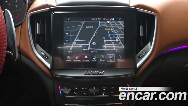 Maserati Ghibli 3.0 Diesel 3rd 2017 — фото 14