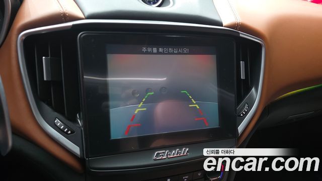 Maserati Ghibli 3.0 Diesel 3rd 2017 — фото 15