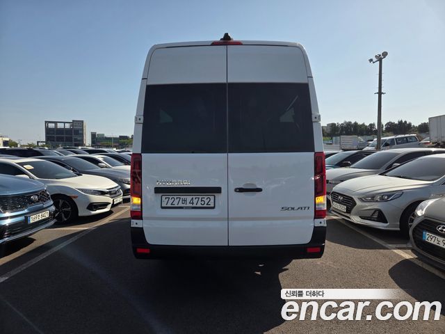 Hyundai Solati 15-seater Luxury 2022 — фото 4