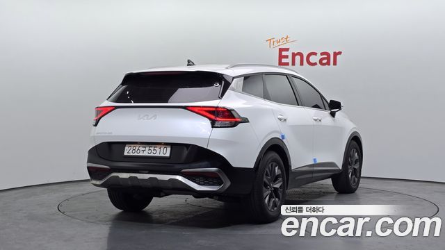 Kia Sportage (V) Diesel 2.0 2WD Nobleless 2023 — фото 2