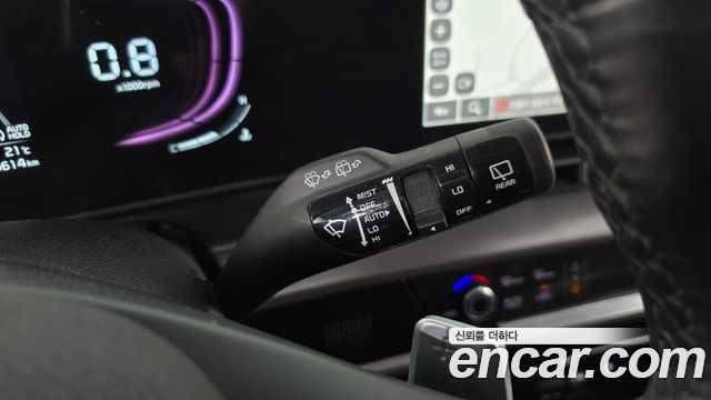 Kia Sportage (V) Diesel 2.0 2WD Nobleless 2023 — фото 18