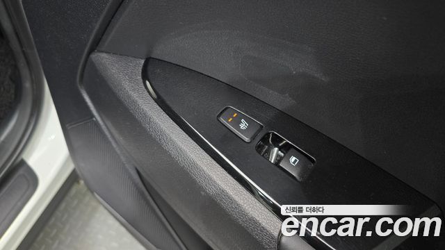 Kia Sportage (V) Diesel 2.0 2WD Nobleless 2023 — фото 19