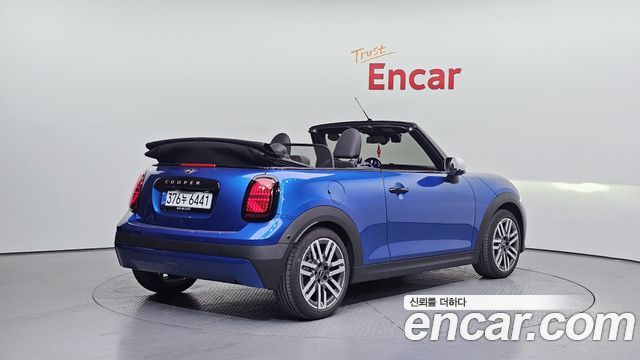 MINI Cooper C Convertible (IV) Classic 2025 — фото 2