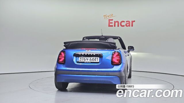 MINI Cooper C Convertible (IV) Classic 2025 — фото 4