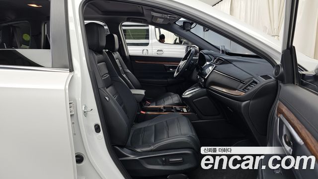 Honda CR-V (V) 2.0 Hybrid Touring 4WD 2022 — фото 15