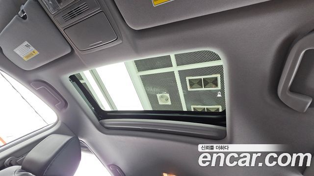 Honda CR-V (V) 2.0 Hybrid Touring 4WD 2022 — фото 22