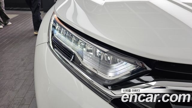 Honda CR-V (V) 2.0 Hybrid Touring 4WD 2022 — фото 28