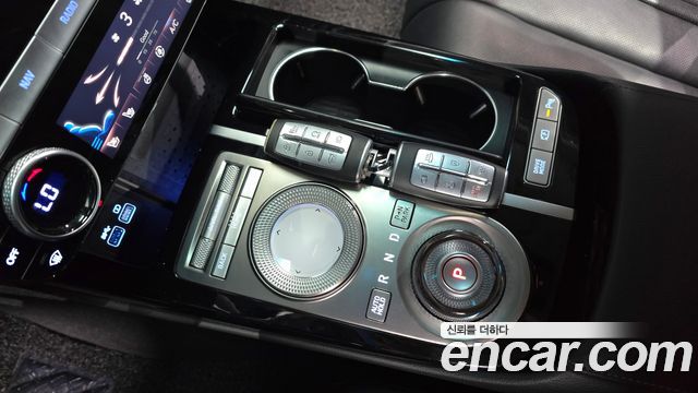 Genesis G80 (RG3) Gasoline 2.5 Turbo AWD 2022 — фото 9