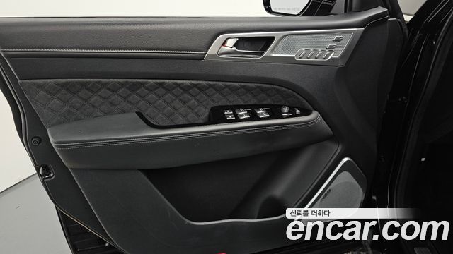 KG Mobility (SsangYong) Rexton Diesel 2.2 4WD The Black 2023 — фото 24