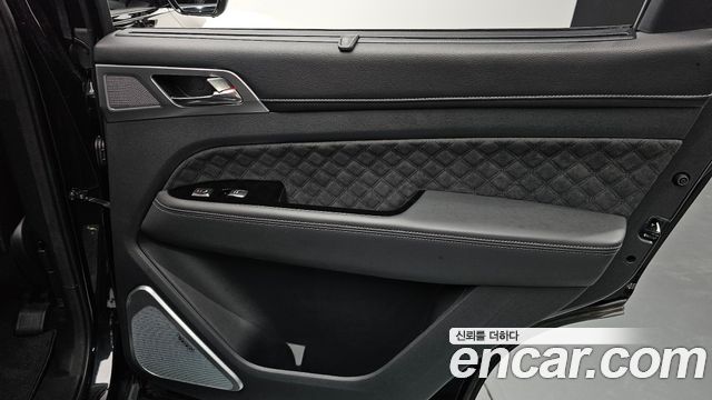 KG Mobility (SsangYong) Rexton Diesel 2.2 4WD The Black 2023 — фото 25
