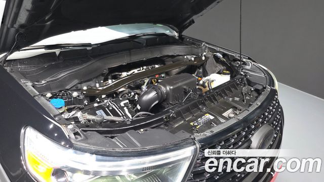 Ford Explorer (VI) 2.3 LimIted 4WD 2021 — фото 6