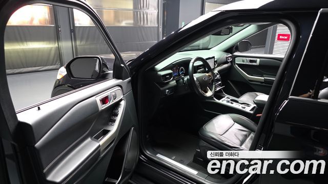 Ford Explorer (VI) 2.3 LimIted 4WD 2021 — фото 10