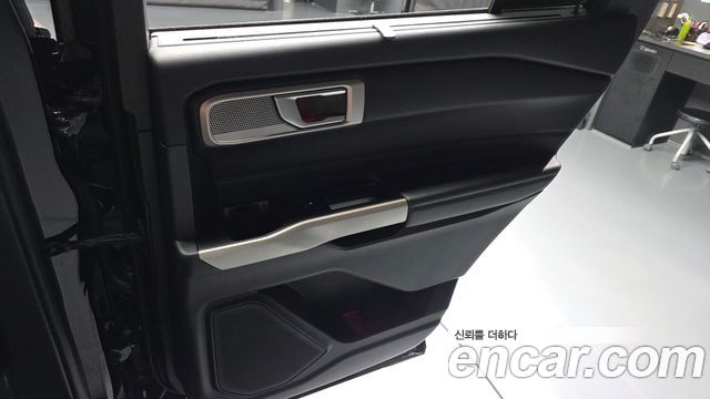 Ford Explorer (VI) 2.3 LimIted 4WD 2021 — фото 25