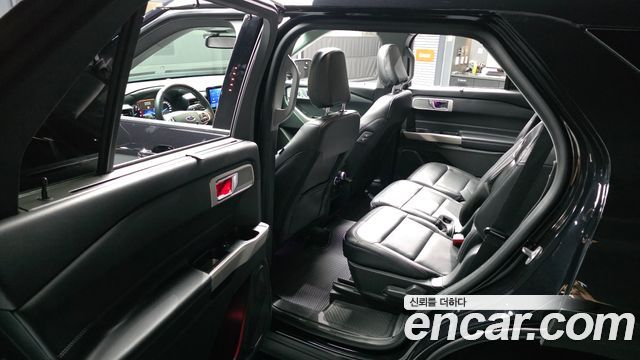 Ford Explorer (VI) 2.3 LimIted 4WD 2021 — фото 26