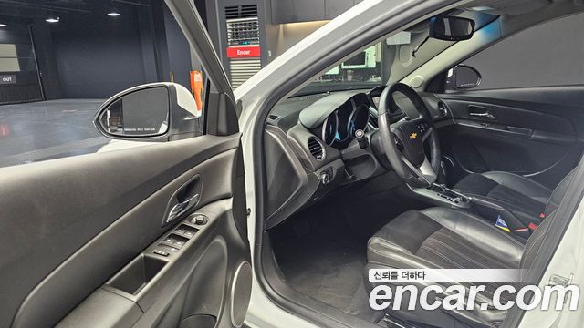 Chevrolet Amazing New Cruze 1.8 LT Deluxe 2016 — фото 10