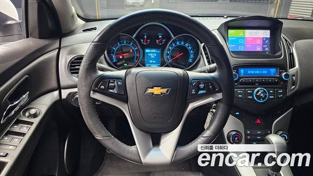 Chevrolet Amazing New Cruze 1.8 LT Deluxe 2016 — фото 13